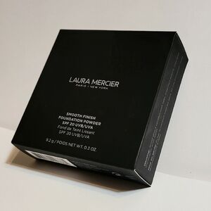 🆕️Laura MERCIER Smooth Finish Foundation Powder 1N1 01